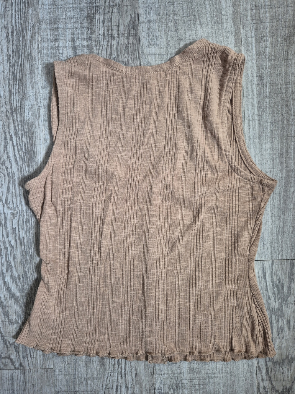 Universal Thread Sleeveless Ribbed Button-Front Top in Taupe - Picture 6 of 8